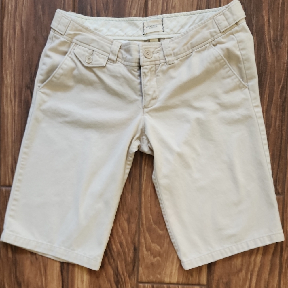 Abercrombie & Fitch Women's Beige Bermudas